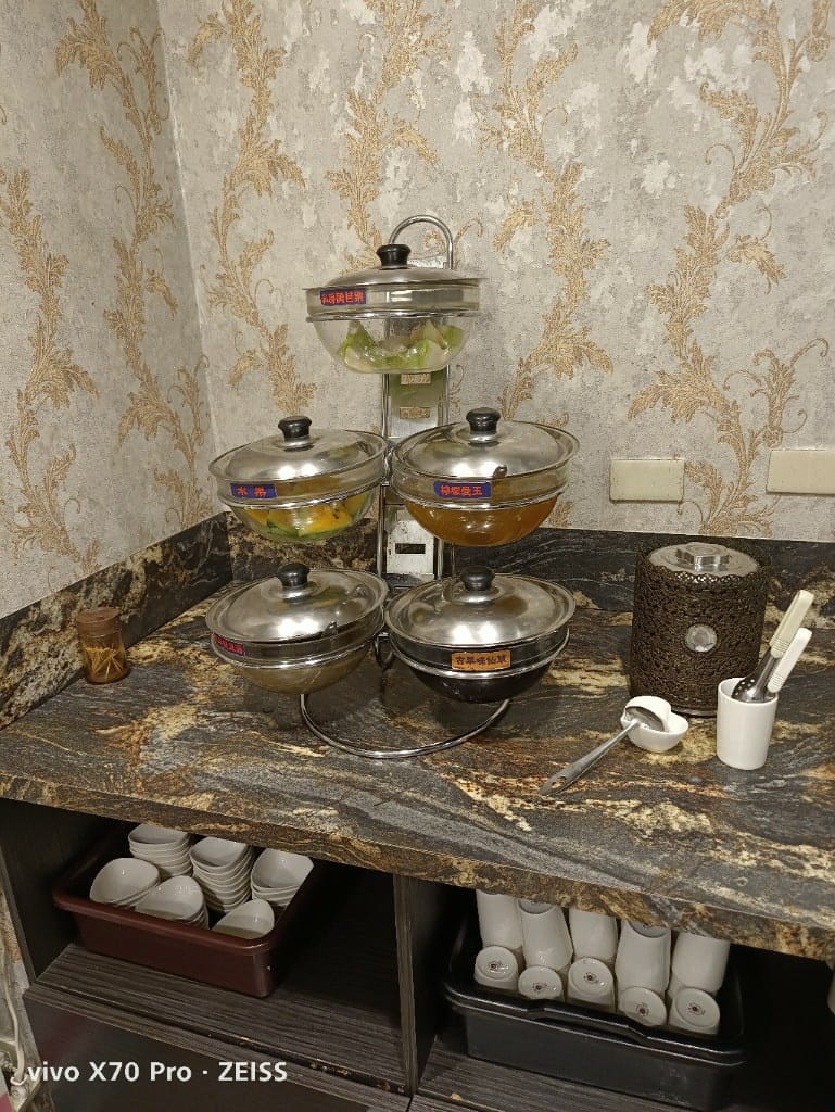 【新莊美食】 喜園火鍋新莊幸福店，食材新鮮又美味的火鍋店