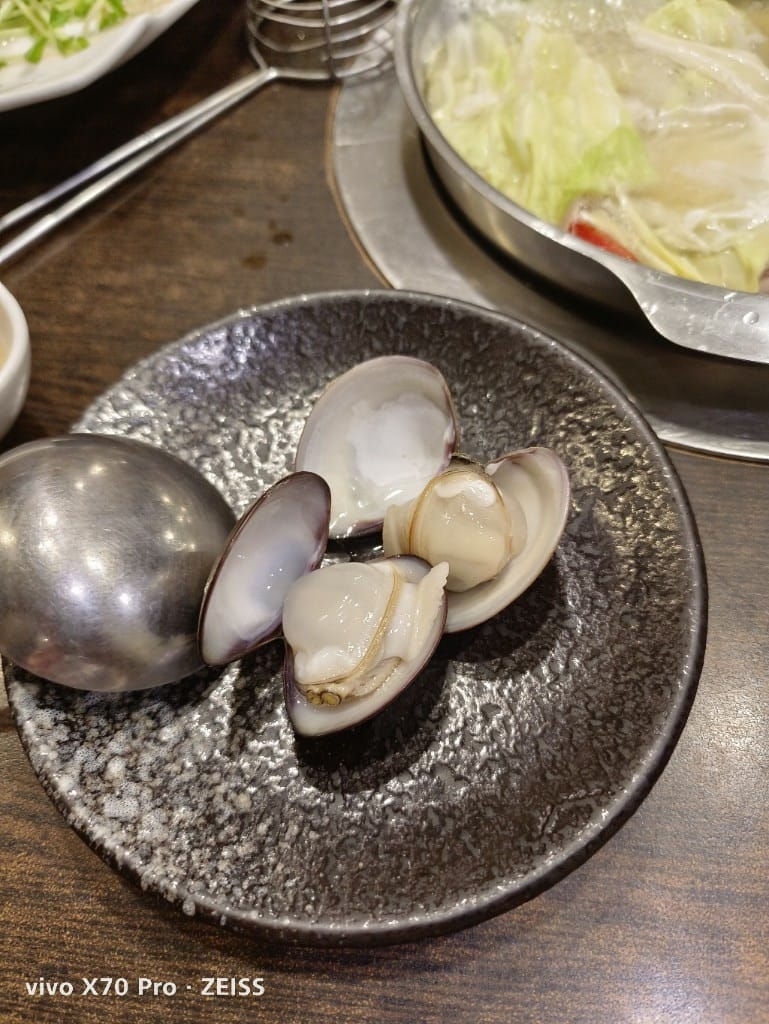 【新莊美食】 喜園火鍋新莊幸福店，食材新鮮又美味的火鍋店