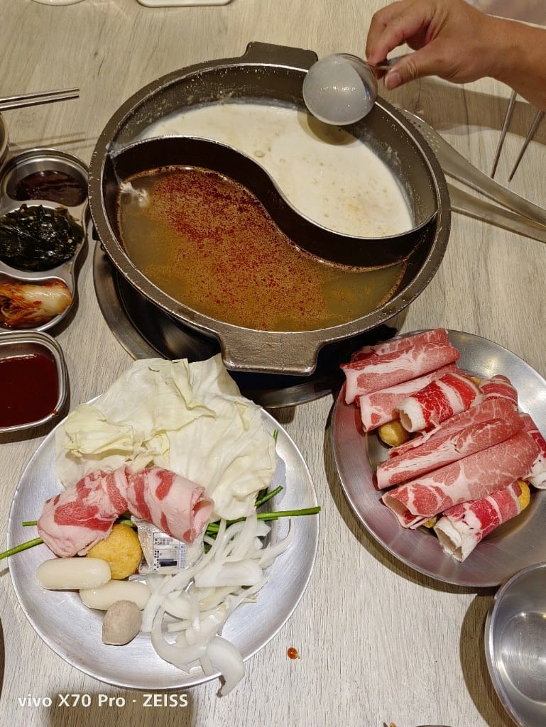 【新莊吃到飽】 韓哥哥銅盤烤肉4訪，久久沒吃會想念的銅盤烤肉和牛奶鍋❤️