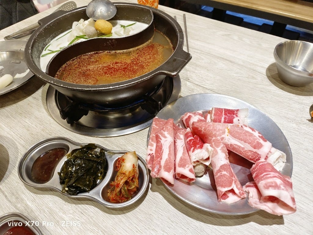 【新莊吃到飽】 韓哥哥銅盤烤肉4訪，久久沒吃會想念的銅盤烤肉和牛奶鍋❤️
