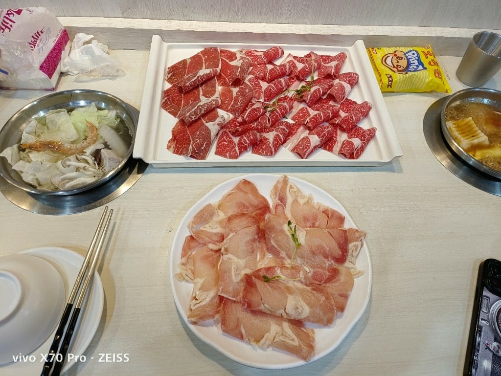 【新莊美食】 沐也日式涮涮鍋，排隊名店提，食材新鮮又平價！