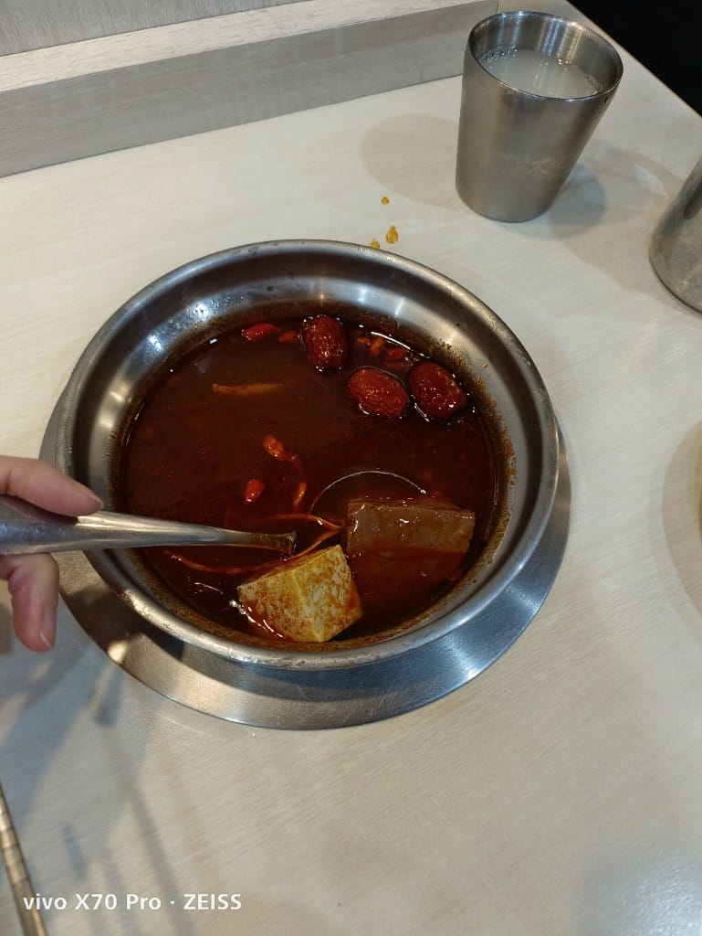 【新莊美食】 沐也日式涮涮鍋，排隊名店提，食材新鮮又平價！