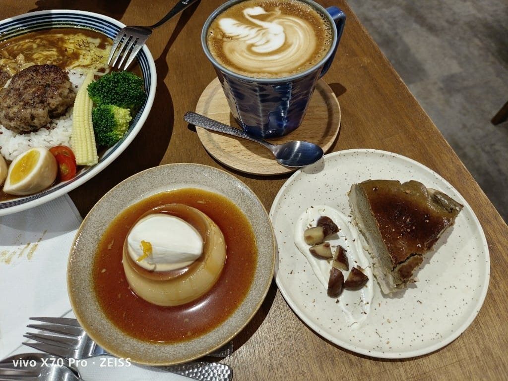 【台北美食】倆男咖啡室，有美味咖哩飯及甜點的巷弄咖啡館❤️