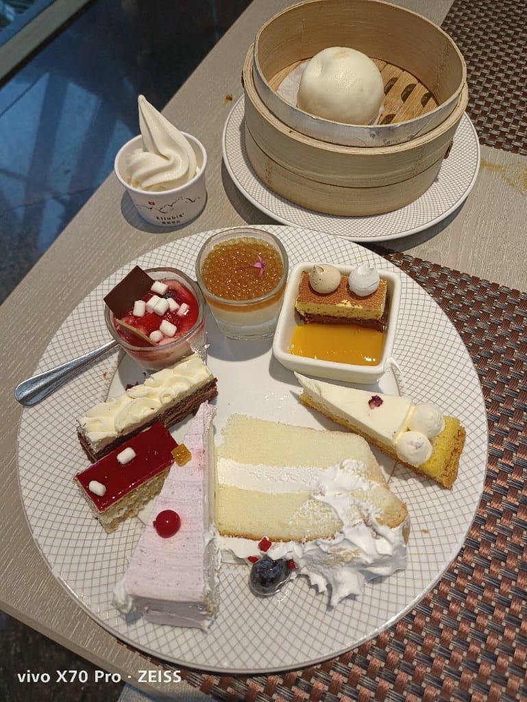 【台北吃到飽】香格里拉遠企CAFE7訪，平日午餐買一送一