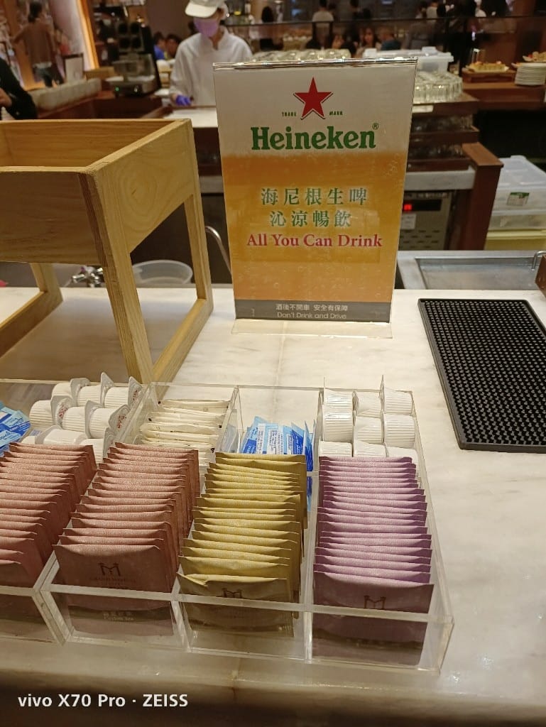 【台北吃到飽】美福彩匯午餐17訪，金卡會員買一送一