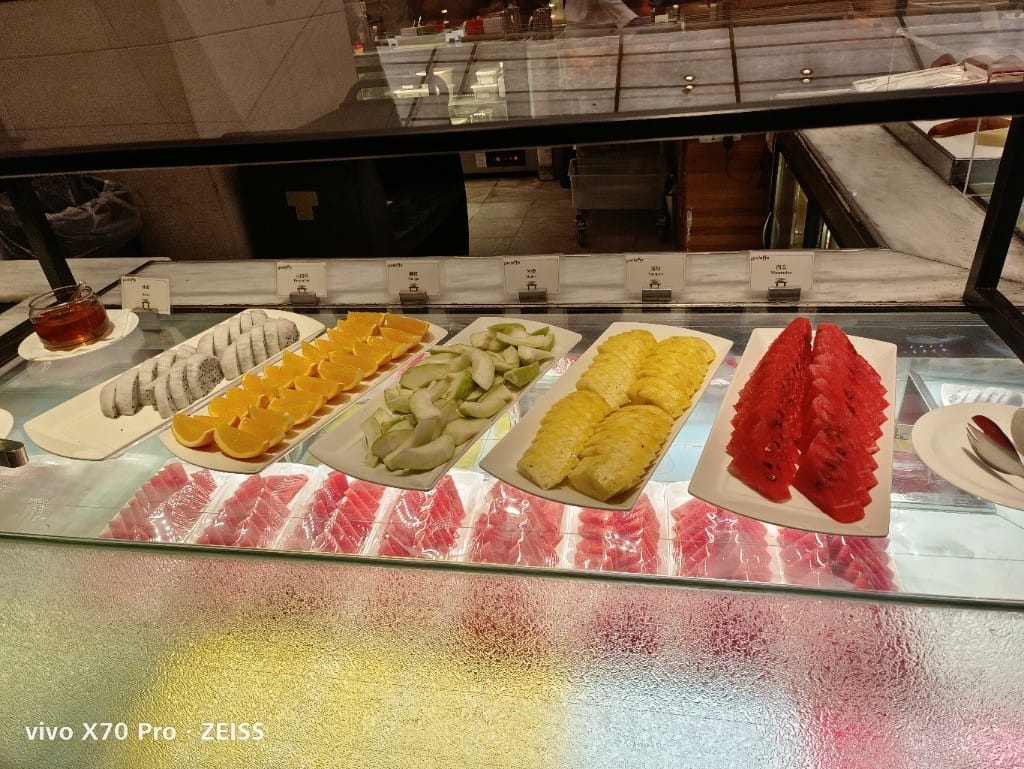【台北吃到飽】美福彩匯午餐17訪，金卡會員買一送一
