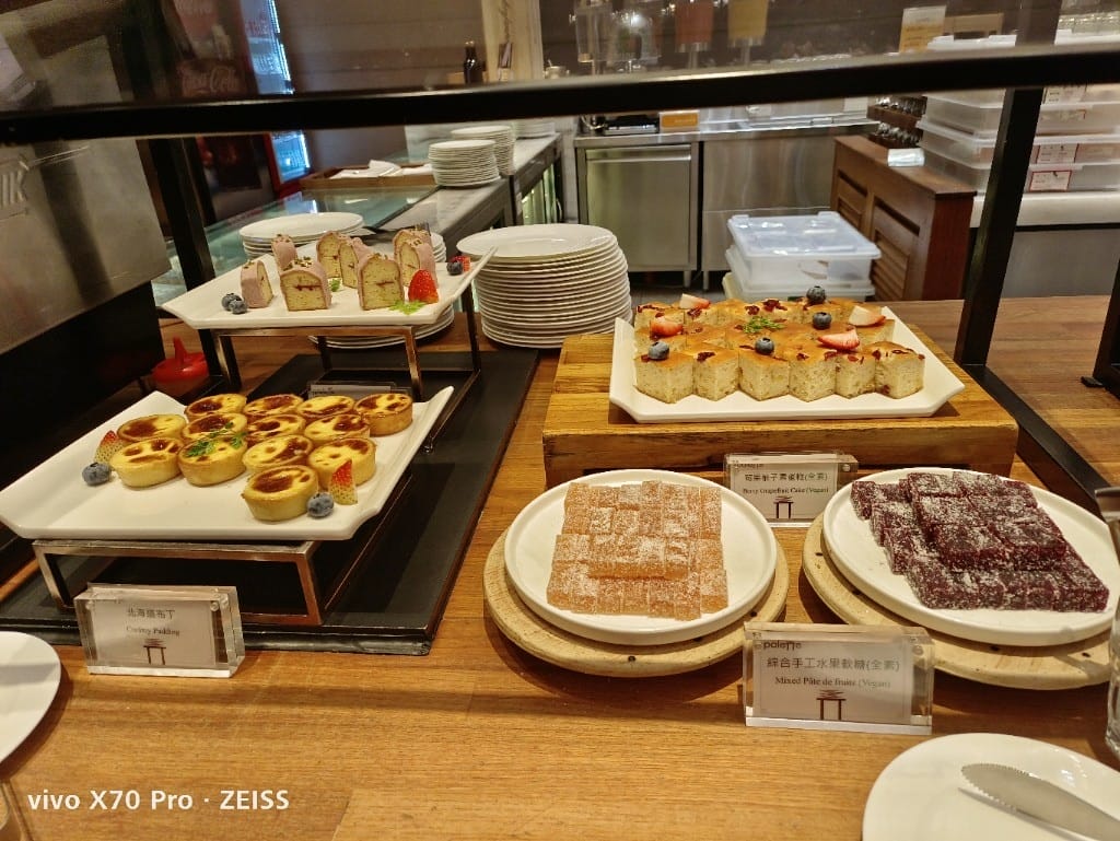 【台北吃到飽】美福彩匯午餐17訪，金卡會員買一送一
