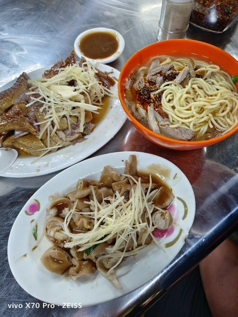 【新莊美食】鴨肉大王之家，當地人必吃的在地美食！