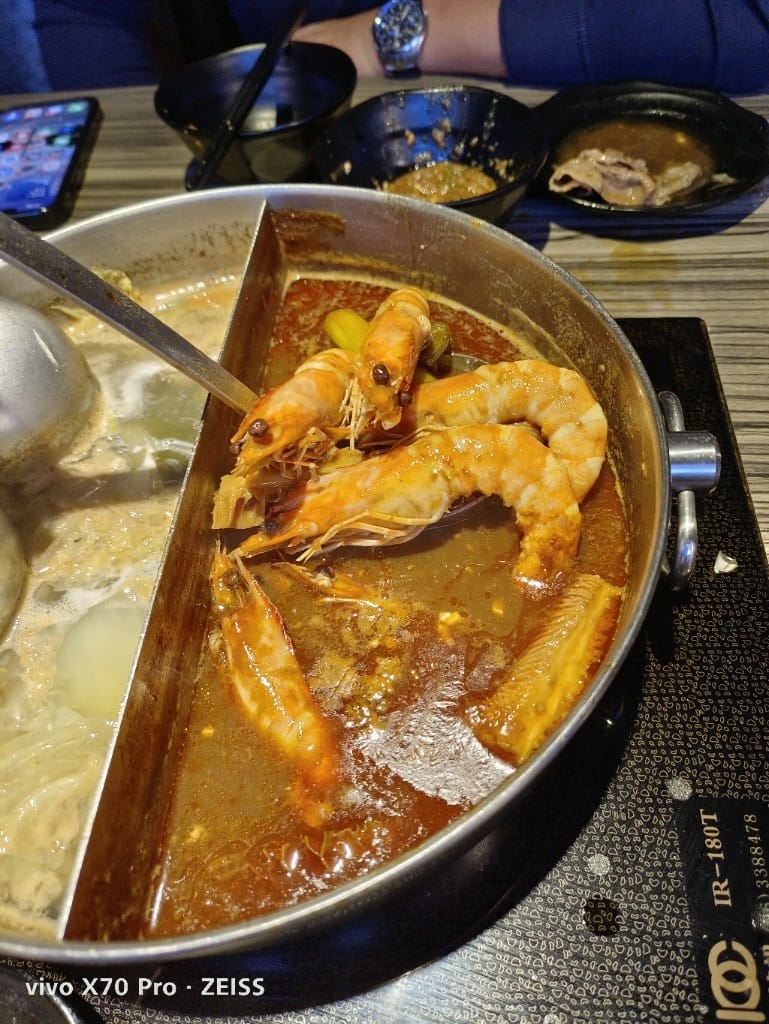 【台北吃到飽】狂野麻神麻辣火鍋2訪，有現煎牛排的麻辣鍋吃到飽耶！