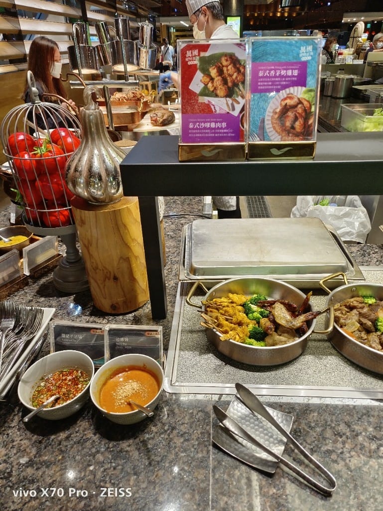 【板橋吃到飽】饗食天堂板橋店，平日午餐😸
