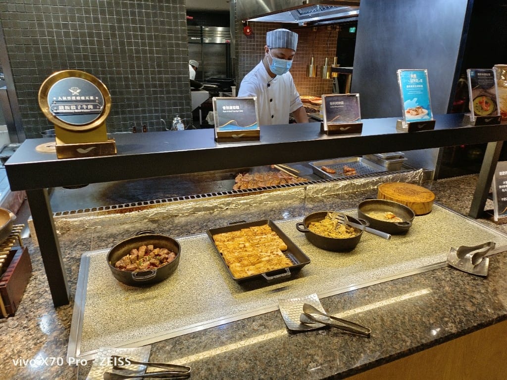 【板橋吃到飽】饗食天堂板橋店，平日午餐😸