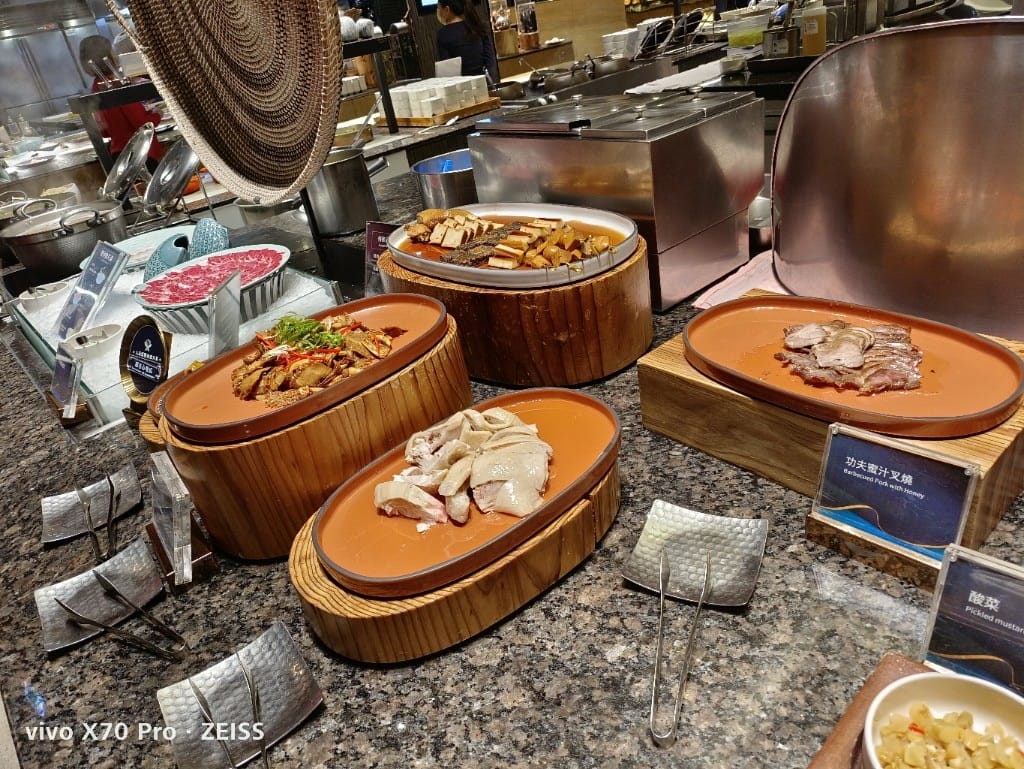 【板橋吃到飽】饗食天堂板橋店，平日午餐😸