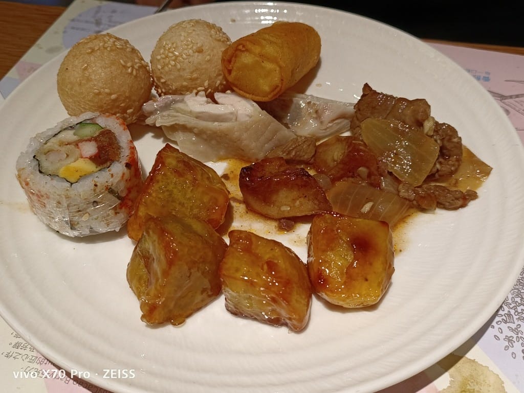 【板橋吃到飽】饗食天堂板橋店，平日午餐😸