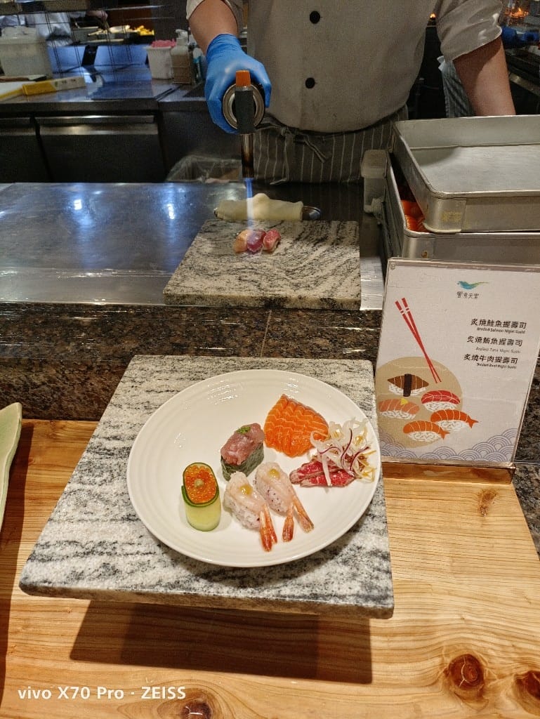 【板橋吃到飽】饗食天堂板橋店，平日午餐😸