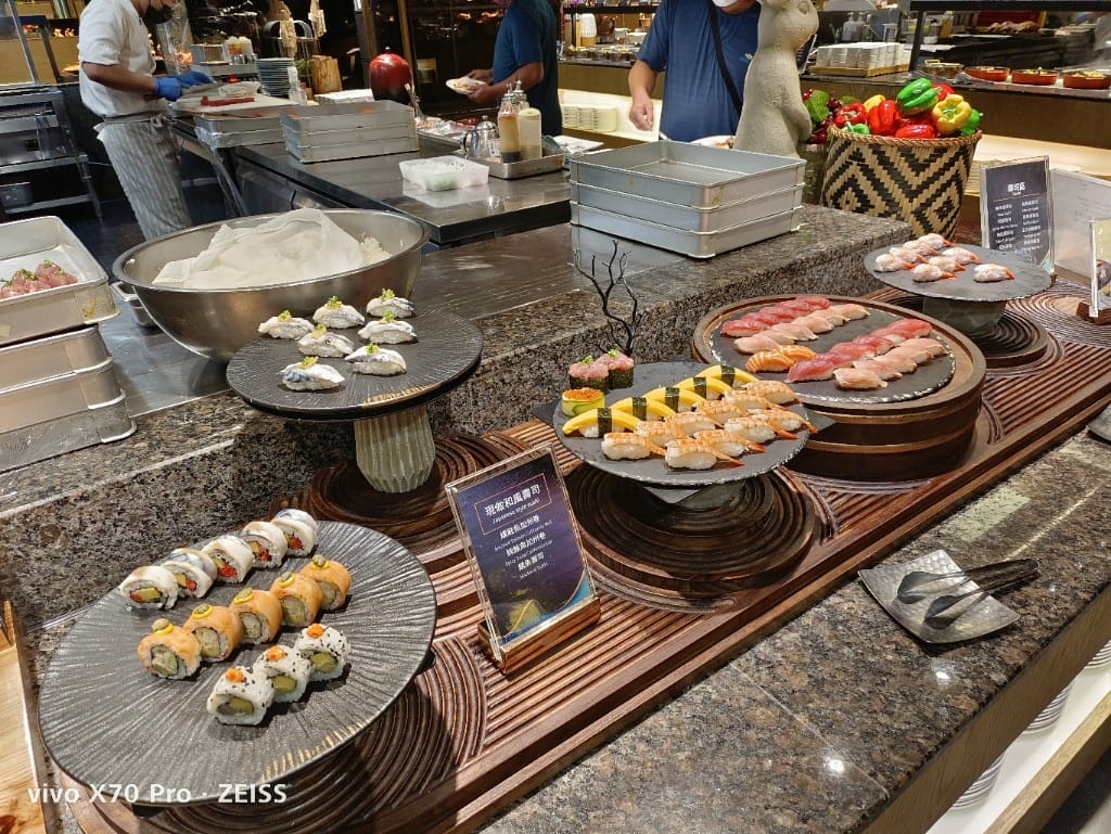 【板橋吃到飽】饗食天堂板橋店，平日午餐😸