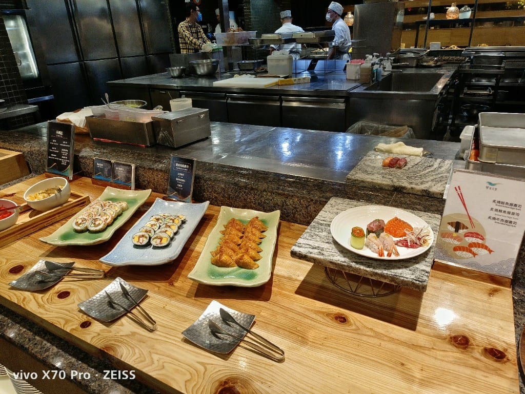 【板橋吃到飽】饗食天堂板橋店，平日午餐😸
