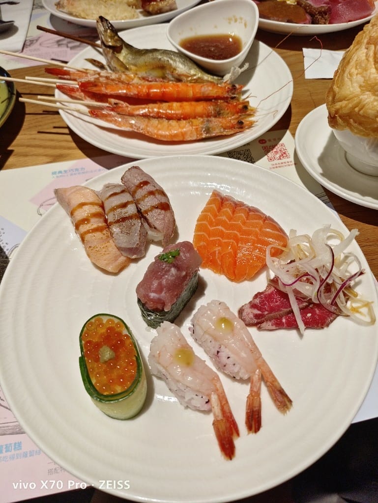 【板橋吃到飽】饗食天堂板橋店，平日午餐😸
