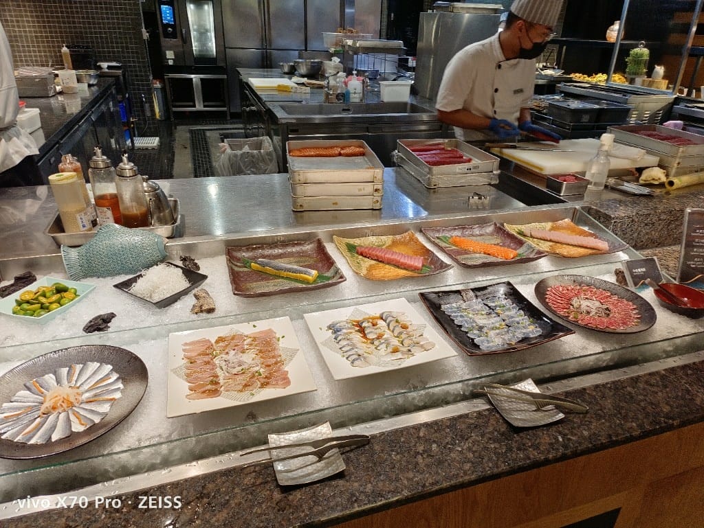 【板橋吃到飽】饗食天堂板橋店，平日午餐😸