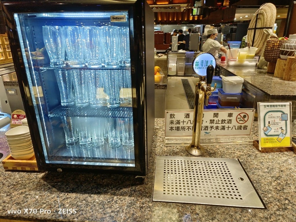 【板橋吃到飽】饗食天堂板橋店，平日午餐😸