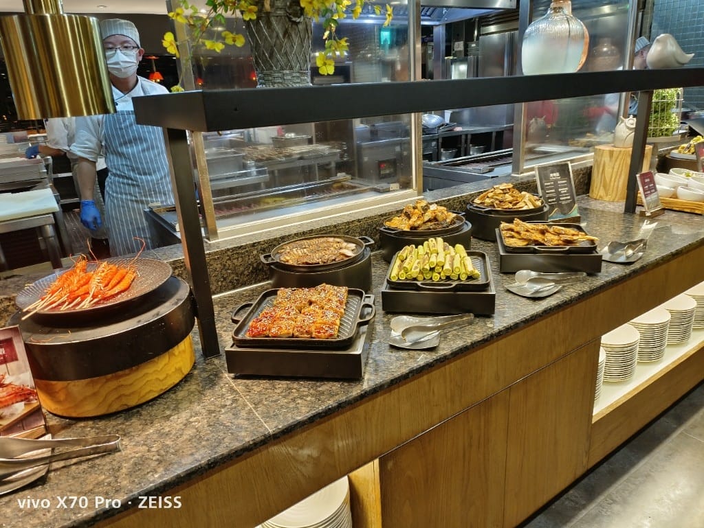 【板橋吃到飽】饗食天堂板橋店，平日午餐😸