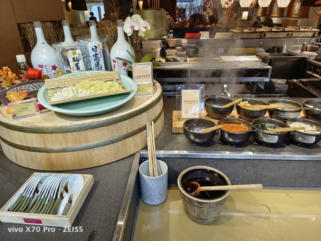 【台北吃到飽】 君悅酒店彩日本料理，純日料吃到飽，HSBC買一送一哦！