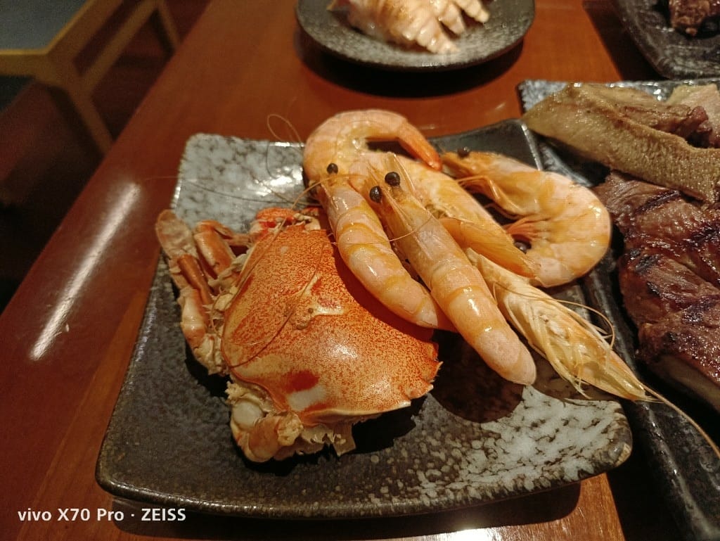 【台北吃到飽】 君悅酒店彩日本料理，純日料吃到飽，HSBC買一送一哦！