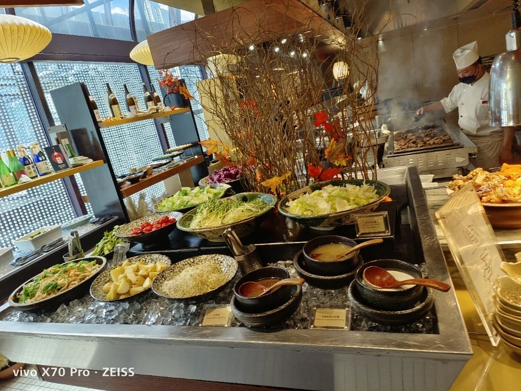 【台北吃到飽】 君悅酒店彩日本料理，純日料吃到飽，HSBC買一送一哦！