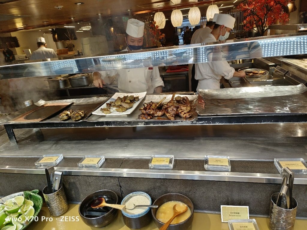 【台北吃到飽】 君悅酒店彩日本料理，純日料吃到飽，HSBC買一送一哦！