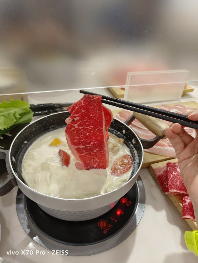 【新莊美食】 柒囍火鍋公司，網美風火鍋店！