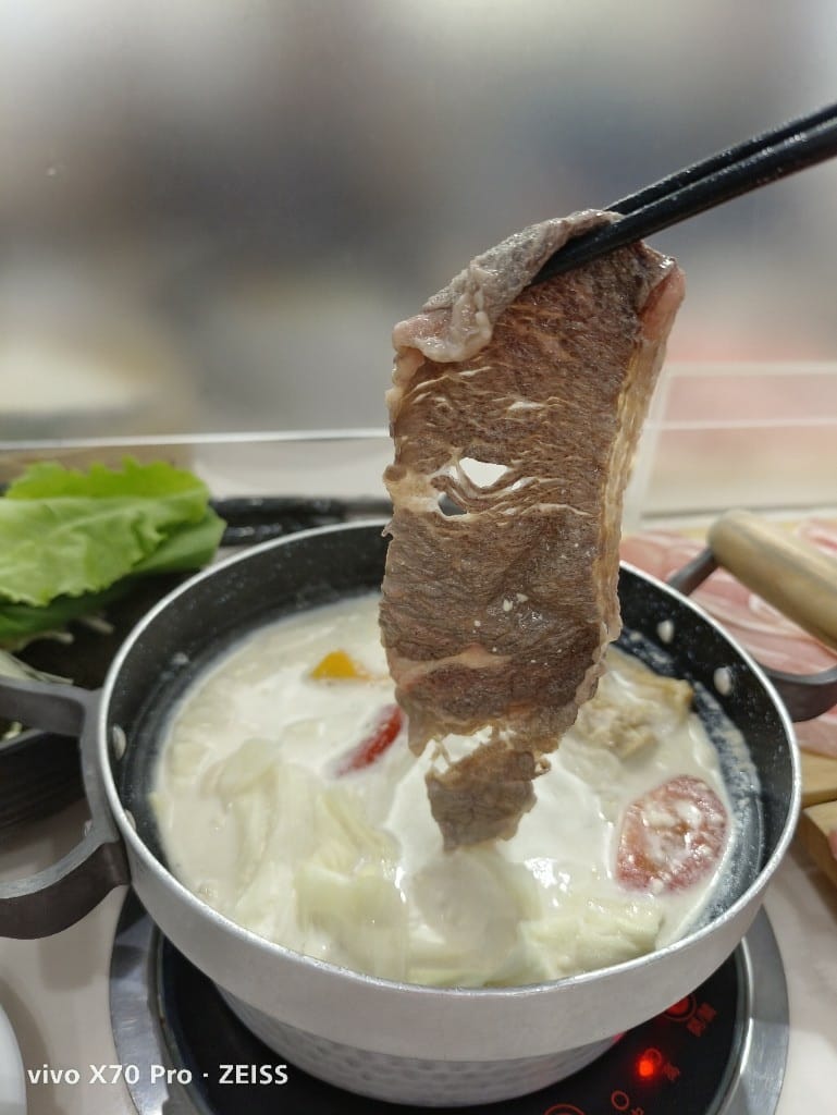 【新莊美食】 柒囍火鍋公司，網美風火鍋店！