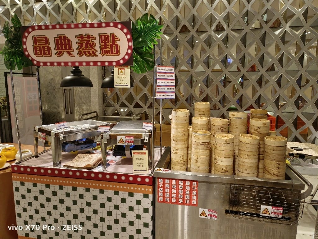 【新北吃到飽】晶宴會館-中和館，買一送一只要$330😸