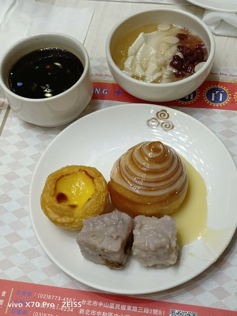 【新北吃到飽】晶宴會館-中和館，買一送一只要$330😸