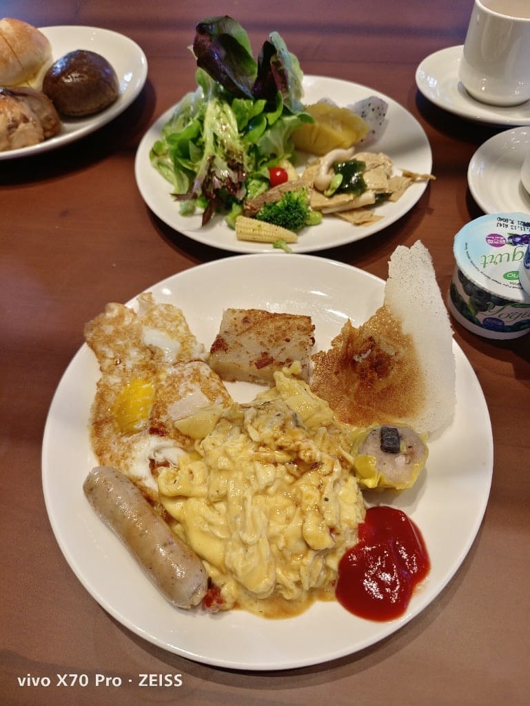 【新莊吃到飽】朵頤餐廳 Doricious，凱悅嘉軒自助早餐吃到飽！