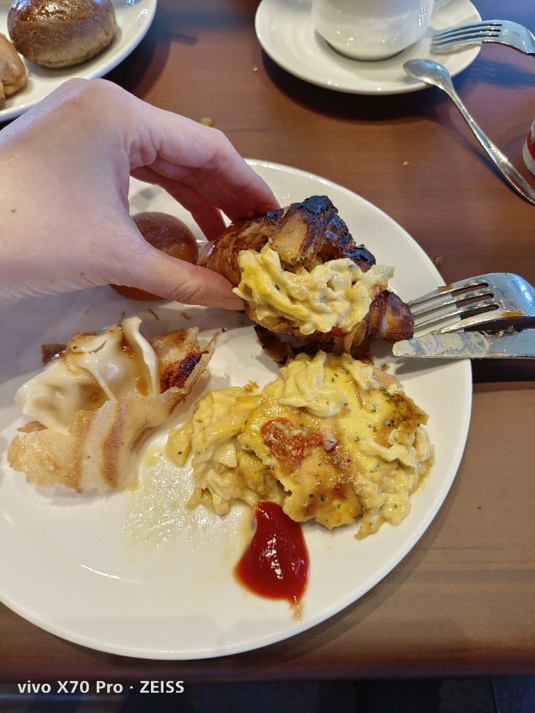 【新莊吃到飽】朵頤餐廳 Doricious，凱悅嘉軒自助早餐吃到飽！