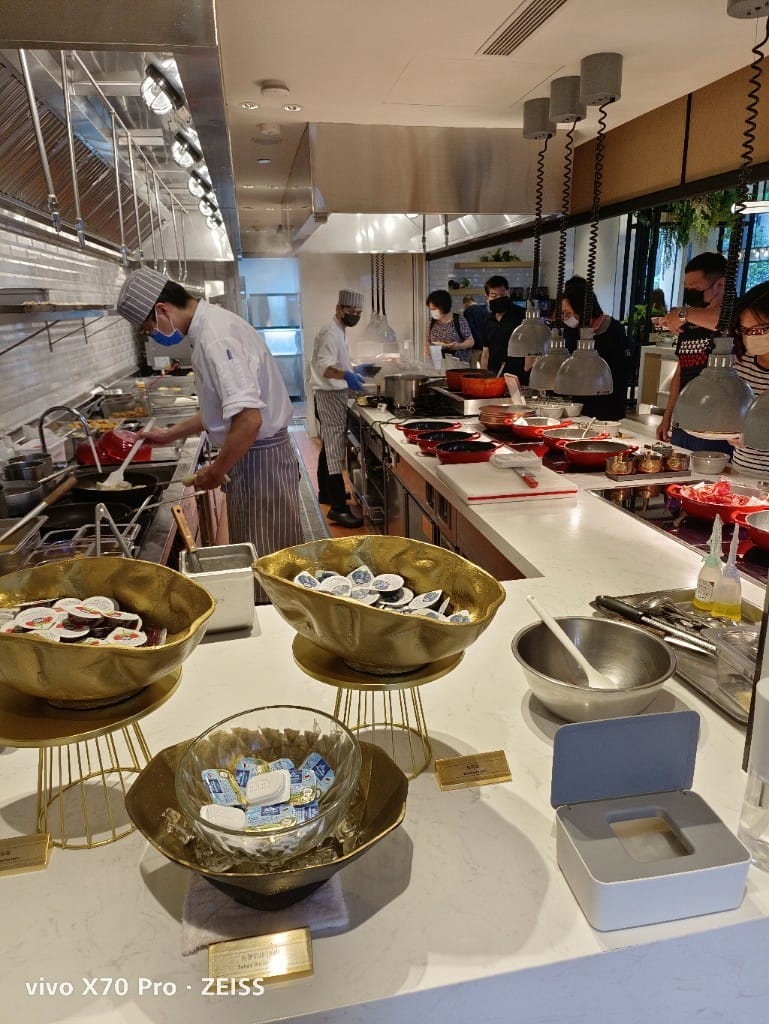 【新莊吃到飽】朵頤餐廳 Doricious，凱悅嘉軒自助早餐吃到飽！