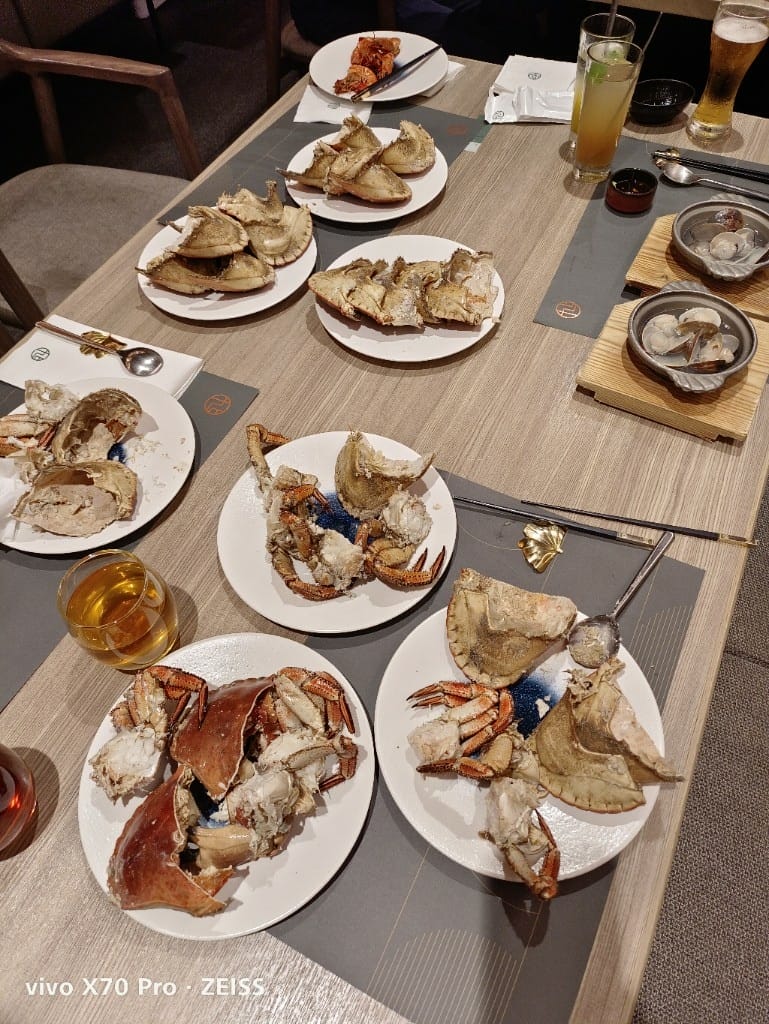 【台北吃到飽】旭集下午茶13訪，飽滿蟹黃麵包蟹自由了！