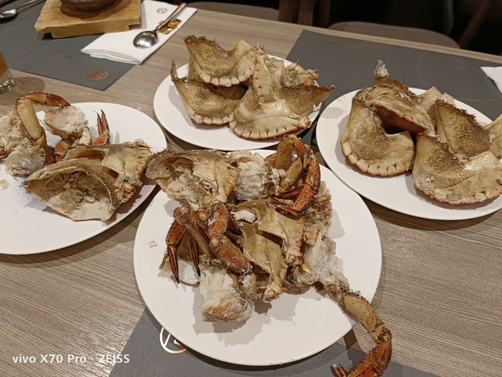 【台北吃到飽】旭集下午茶13訪，飽滿蟹黃麵包蟹自由了！