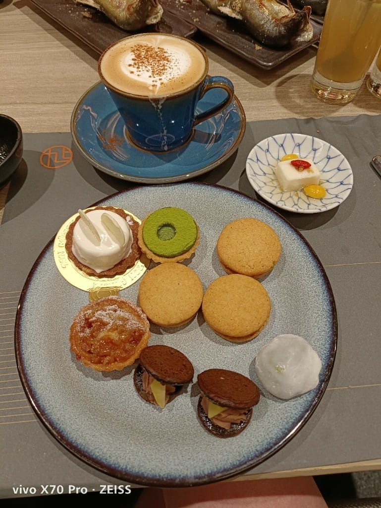 【台北吃到飽】旭集下午茶13訪，飽滿蟹黃麵包蟹自由了！