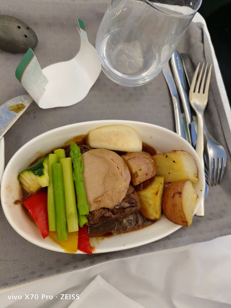 【桃園美食】長榮航空商務艙餐點