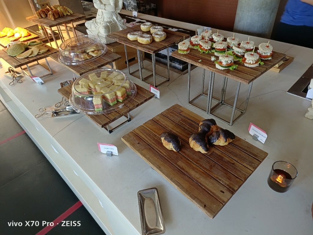 【峇里島住宿】伍拉賴機場希爾頓花園飯店，離機場不用十分鐘車程哦！