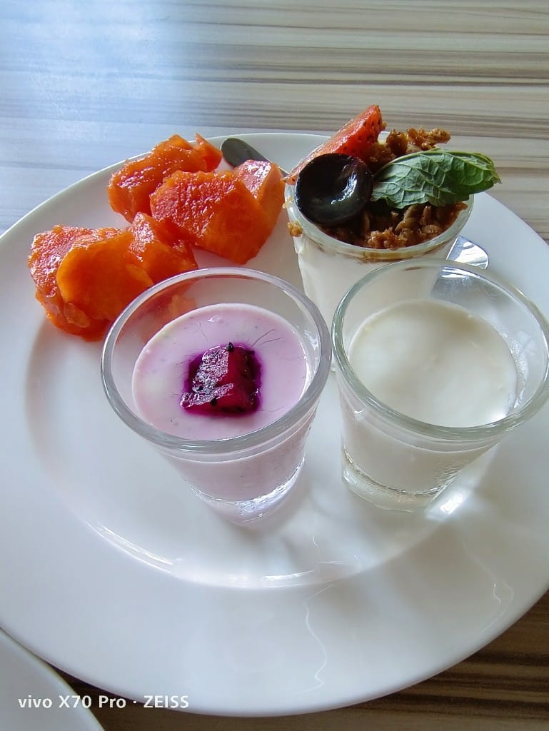 【峇里島住宿】伍拉賴機場希爾頓花園飯店，離機場不用十分鐘車程哦！