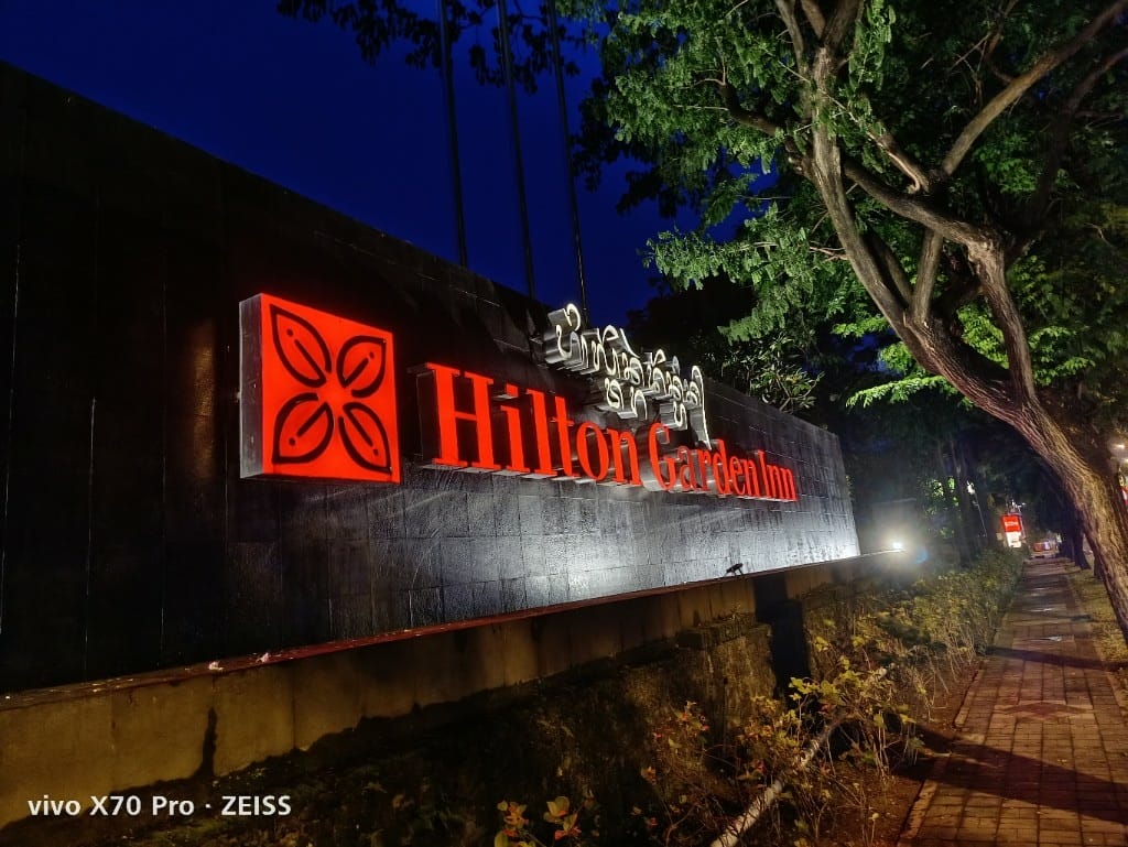 【峇里島住宿】伍拉賴機場希爾頓花園飯店，離機場不用十分鐘車程哦！