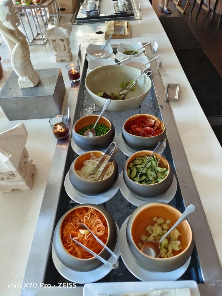 【峇里島住宿】伍拉賴機場希爾頓花園飯店，離機場不用十分鐘車程哦！