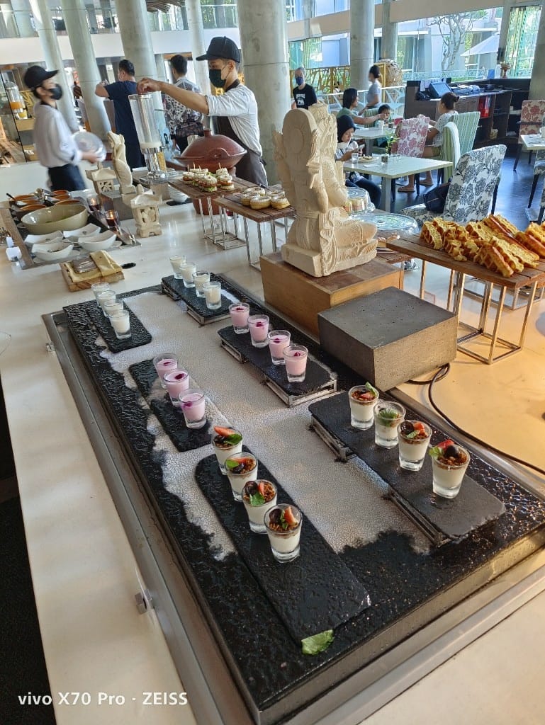 【峇里島美食】伍拉賴機場希爾頓花園飯店早餐