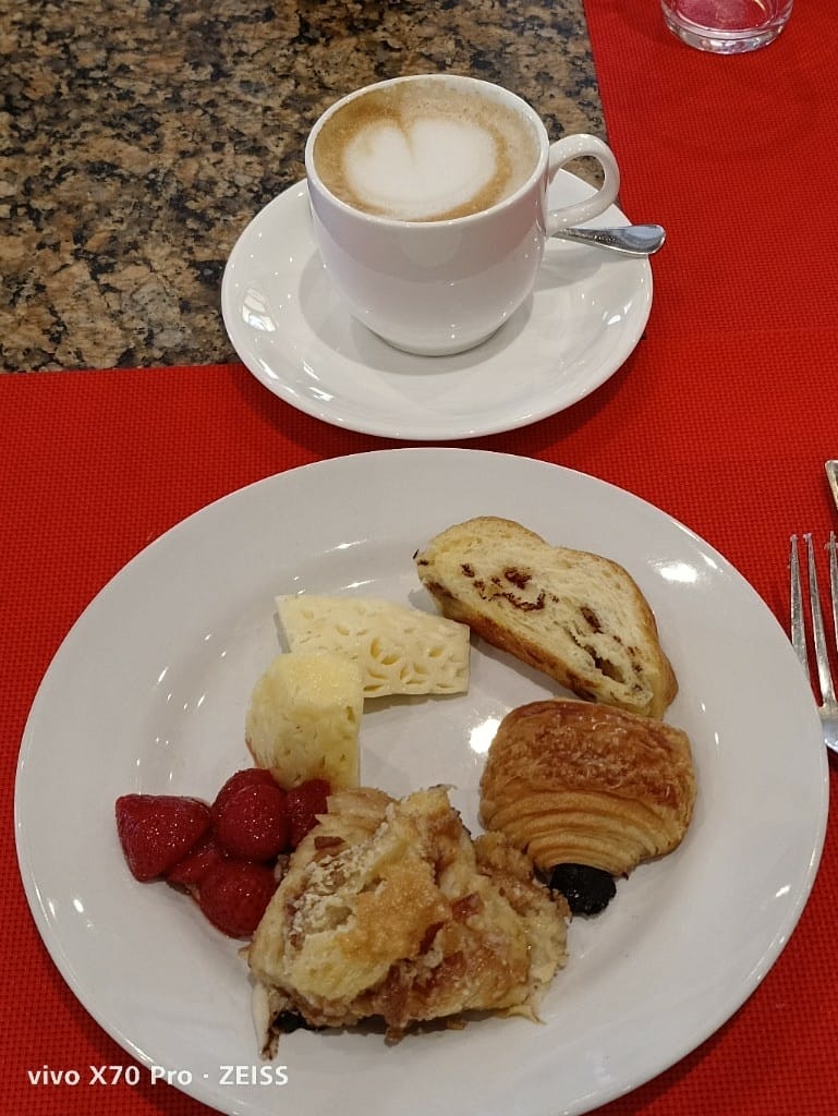 【峇里島美食】康萊德酒店SUKU餐廳早餐2訪20221121