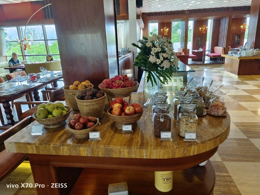 【峇里島美食】瑞吉酒店Boneka早餐