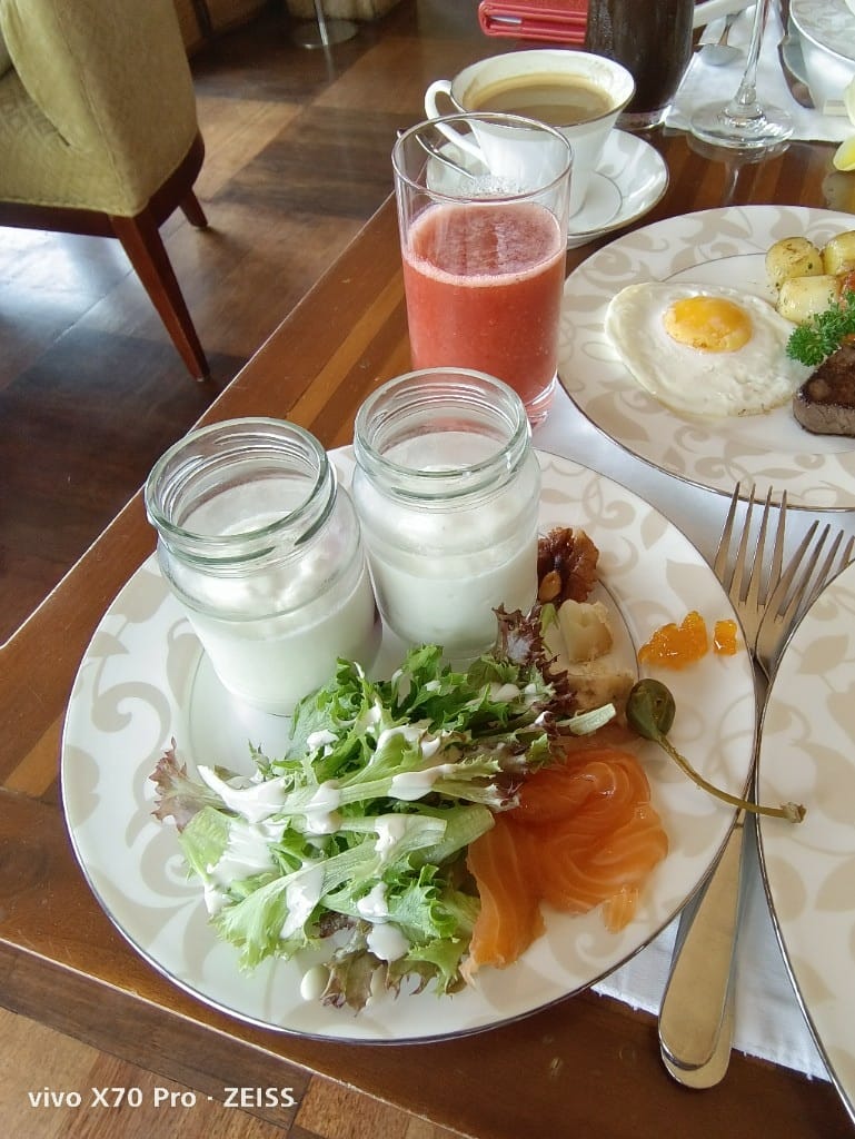 【峇里島美食】瑞吉酒店Boneka早餐