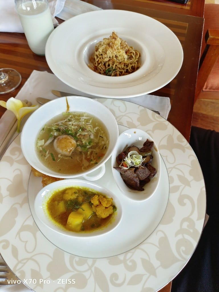 【峇里島美食】瑞吉酒店Boneka早餐
