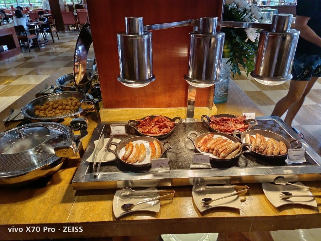 【峇里島美食】瑞吉酒店Boneka早餐