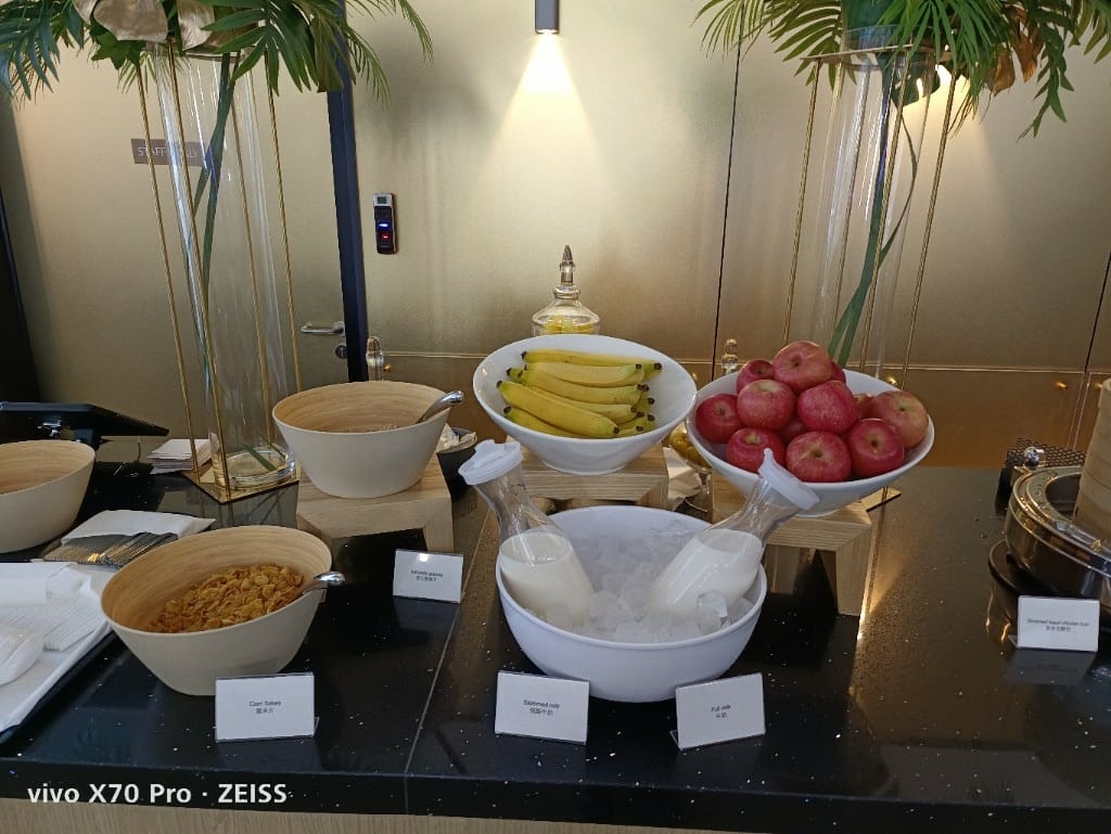 【香港美食】國泰航空玉衡堂貴賓室 & 大通銀行藍寶石貴賓室